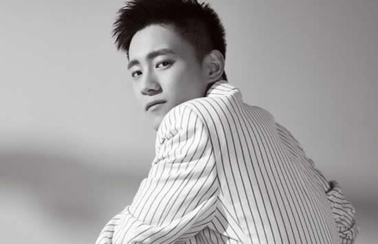 小彩旗晏紫东拔丝吻怎么回事 小彩旗晏紫东是情侣吗 小彩旗晏紫东拔丝吻怎么回事 小彩旗晏紫东是情侣吗