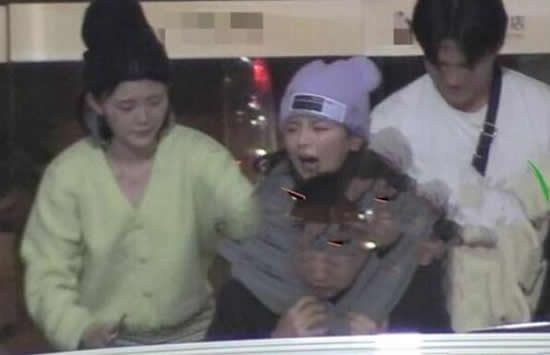 杨超越醉酒后大喊爸爸妈妈 得知背后的原因后让人心疼 杨超越醉酒后大喊爸爸妈妈 得知背后的原因后让人心疼