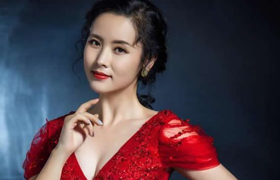 杨明娜个人资料简介及老公是谁 杨明娜个人资料简介及老公是谁