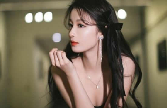 王楚然个人资料简介及绝美照片介绍