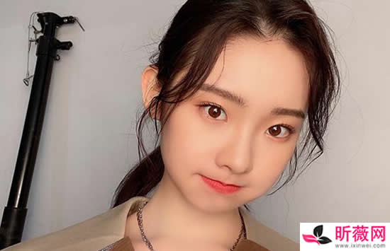 张艺凡个人资料简介及最新图片写真介绍 张艺凡个人资料简介及最新图片写真介绍