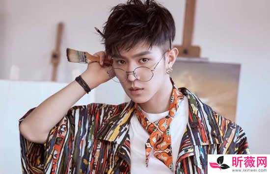 马伯骞家里很有钱吗 马伯骞家里究竟有多厉害