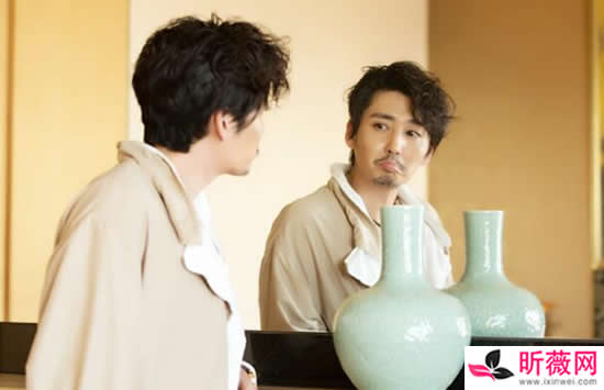 王泷正个人资料简介及图片介绍