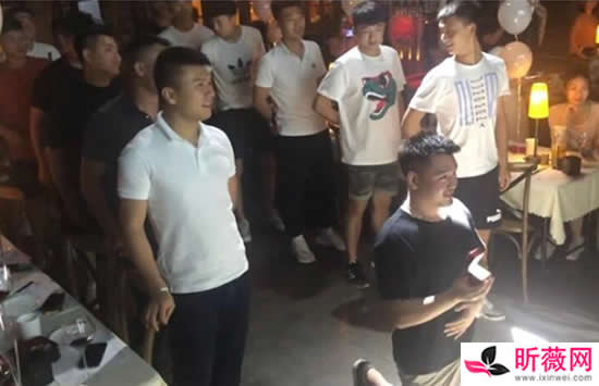 中国好声音潘虹结婚了吗 好声音潘虹与老公亲密照曝光