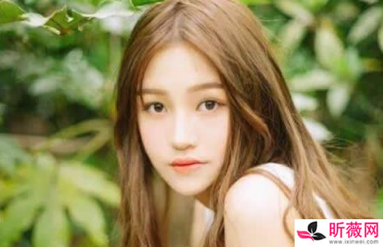 胡先煦新女友陈洁仪是真的吗 陈洁仪和前女友刁卓疑似是好闺蜜