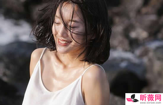 我把我唱给你听是什么歌 歌曲《想把我唱给你听》演唱者及歌词介绍