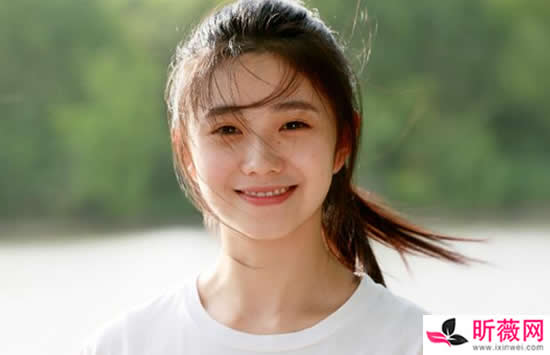 新一代谋女郎刘浩存个人资料及清纯绝美图片介绍 新一代谋女郎刘浩存个人资料及清纯绝美图片介绍