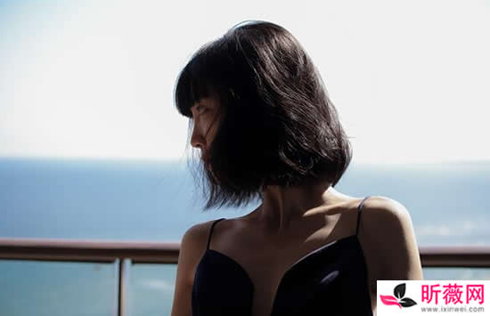 苏诗丁个人资料简介及图片介绍