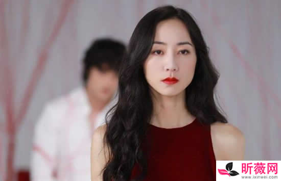 朱珠和韩雪谁更厉害 朱珠显赫家庭背景遭扒原来这么厉害