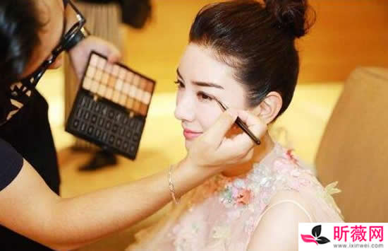 黄奕演过的电视剧及电影有哪些 最经典的一部你一定看过