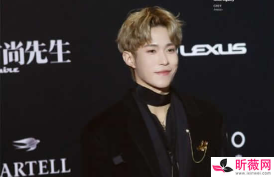 岳岳个人资料简介及最新图片介绍 岳岳个人资料简介及最新图片介绍