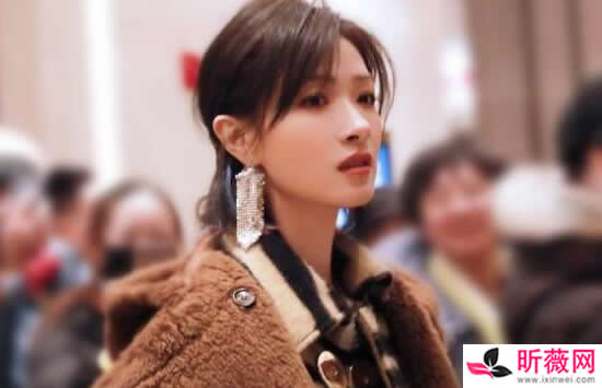 万茜为什么被称为皇族 万茜为什么突然那么火 万茜为什么被称为皇族 万茜为什么突然那么火