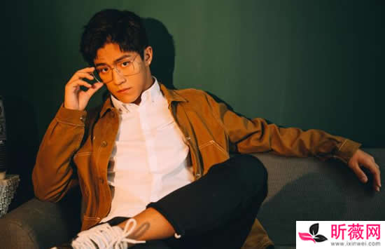 大秦赋嬴政的少年扮演者是谁 扮演者李卓钊竟然是流浪地球中的他 大秦赋嬴政的少年扮演者是谁 扮演者李卓钊竟然是流浪地球中的他