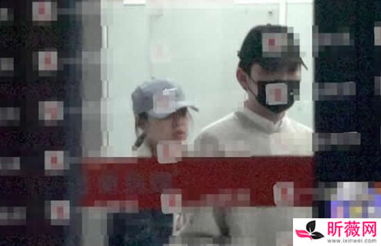 朱星杰恋情曝光 朱星杰女友王小岚疑似魏哲鸣前妻 朱星杰恋情曝光 朱星杰女友王小岚疑似魏哲鸣前妻