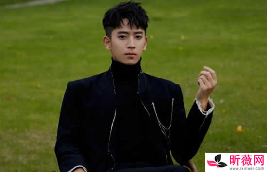 陈若轩个人资料简介及最新图片介绍