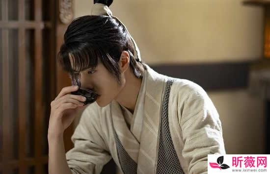 有翡谢允为什么姓萧 谢允真实身份大揭秘 有翡谢允为什么姓萧 谢允真实身份大揭秘