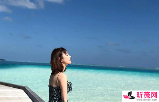 张檬胸围多大 张檬裸露半球紧身衣秀出绝美身材 张檬胸围多大 张檬裸露半球紧身衣秀出绝美身材