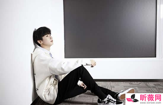 马嘉祺个人资料简介及最新图片介绍 马嘉祺个人资料简介及最新图片介绍