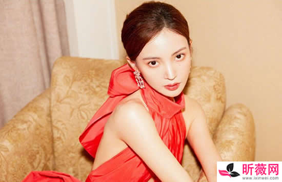 金晨和贾乃亮在一起了吗 深扒恋情细节真相终于来了 金晨和贾乃亮在一起了吗 深扒恋情细节真相终于来了