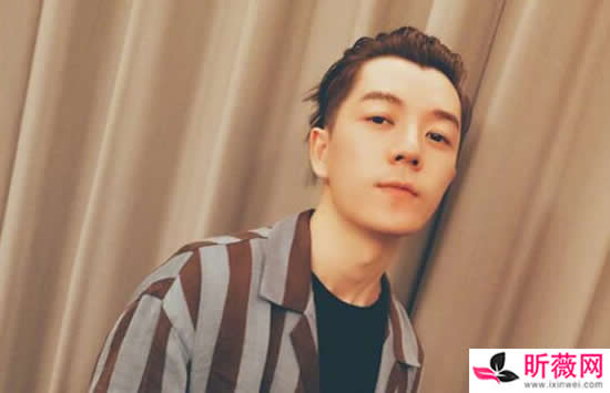 王栎鑫新恋情疑似曝光 女方详细资料及照片曝光