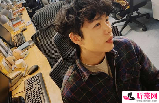 李鸿其个人资料简介及最新图片介绍