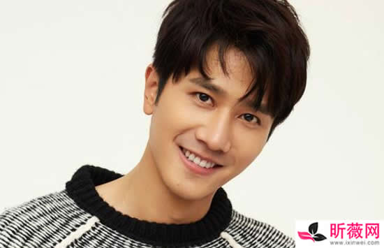 彭冠英结婚了吗 彭冠英和张含韵在一起过吗 彭冠英结婚了吗 彭冠英和张含韵在一起过吗