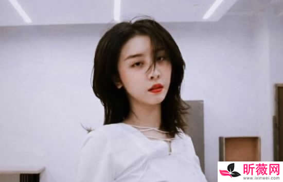 赵小棠是东北佳木斯的吗 赵小棠家世揭秘富到流油 赵小棠是东北佳木斯的吗 赵小棠家世揭秘富到流油