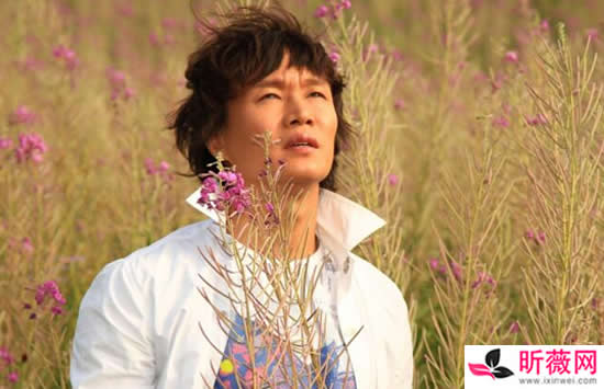 给我一匹骏马越过高高山岗什么歌 歌曲《火火的姑娘》演唱者及歌词介绍 给我一匹骏马越过高高山岗什么歌 歌曲《火火的姑娘》演唱者及歌词介绍