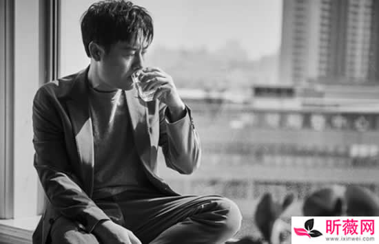 张颂文演过的电视剧及电影有哪些 张颂文为什么是明星教父 张颂文演过的电视剧及电影有哪些 张颂文为什么是明星教父