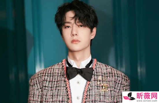 王一博红跑车事件怎么回事 这件事和肖战有什么关系 王一博红跑车事件怎么回事 这件事和肖战有什么关系