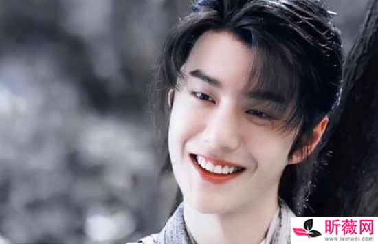 有翡中谢允为什么叫三公主 得知背后原因让人笑掉大牙