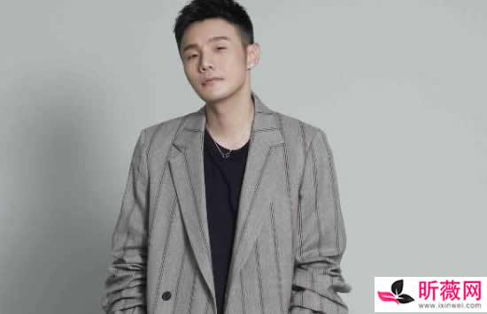 李荣浩最好听的10首歌排行 最后一名你也会单曲循环