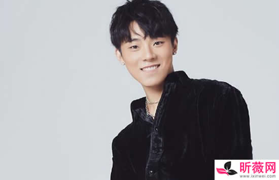 高嘉朗是富二代吗 高嘉朗开豪车显赫家世背景遭扒 高嘉朗是富二代吗 高嘉朗开豪车显赫家世背景遭扒