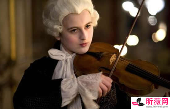 好听的背景音乐纯音乐有哪些 好听的纯音乐排行榜前十名