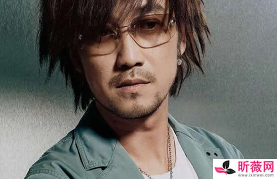 周传雄最好听的10首歌是哪几首 每一首你一定都有听过