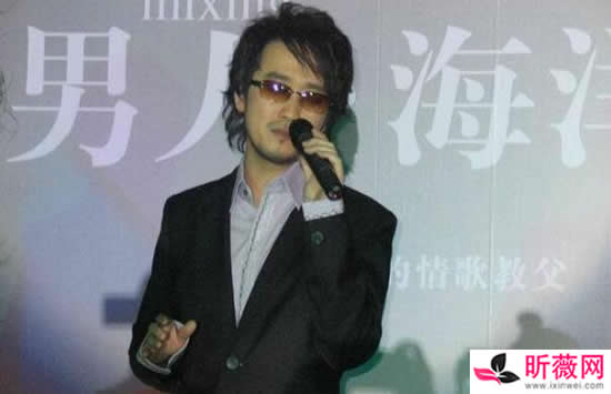 周传雄最好听的10首歌是哪几首 每一首你一定都有听过