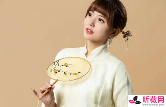 乘风破浪的姐姐阿兰个人资料简介及最新图片写真介绍 乘风破浪的姐姐阿兰个人资料简介及最新图片写真介绍