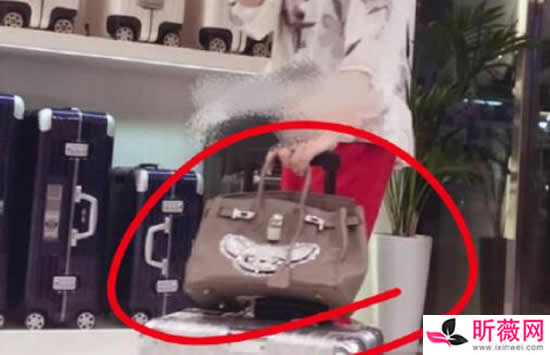 阿兰在日本有多火 21岁到达人生巅峰终于知道她为什么这么佛了