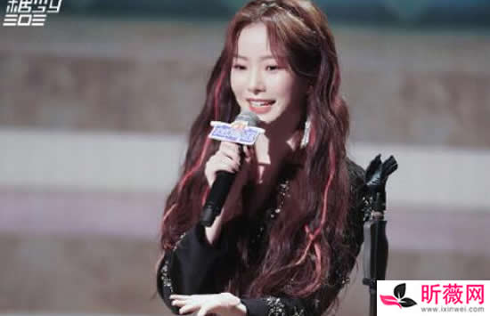 陈卓璇家境怎么样 陈卓璇是富二代吗