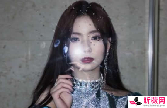 陈卓璇家境怎么样 陈卓璇是富二代吗