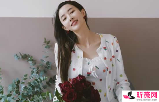 胡丹丹个人资料简介及绝美写真集介绍 胡丹丹个人资料简介及绝美写真集介绍