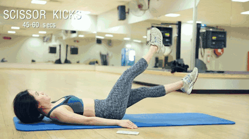 晚上躺在床上一个动作瘦全身（图片动作）