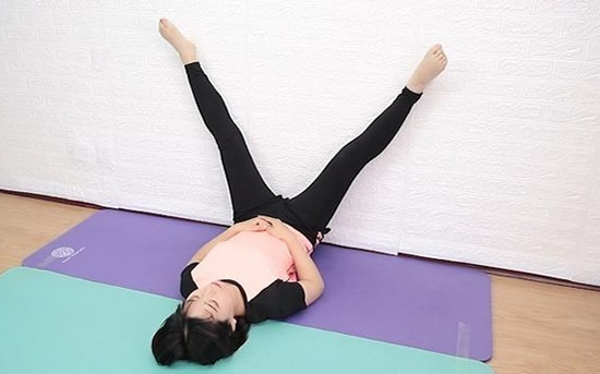 晚上躺在床上一个动作瘦全身（图片动作）