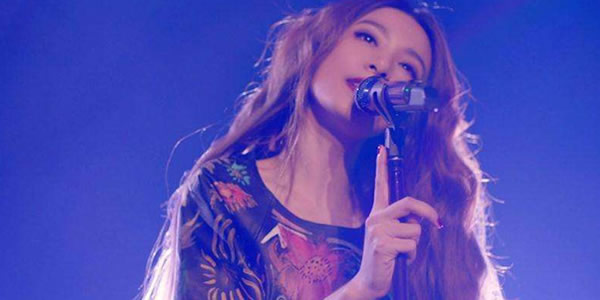 你是魔鬼中的天使是什么歌