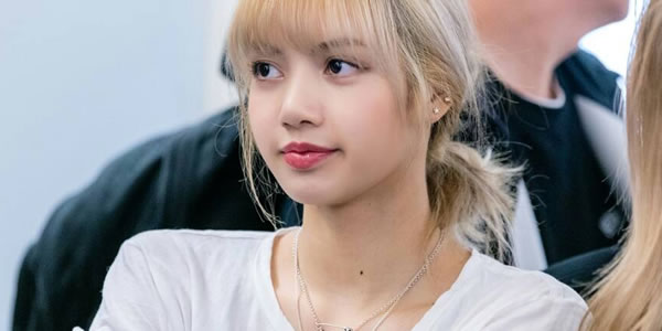 韩国女团lisa什么组合 韩国女团lisa什么组合