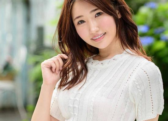 女人讲讲你们第一次是多大,被进入的体验？