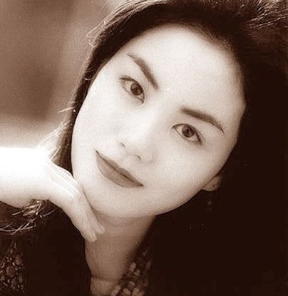 王菲年轻时的照片 20岁王菲真的好美好漂亮