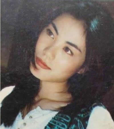 王菲年轻时的照片 20岁王菲真的好美好漂亮