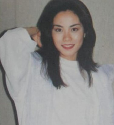 王菲年轻时的照片 20岁王菲真的好美好漂亮