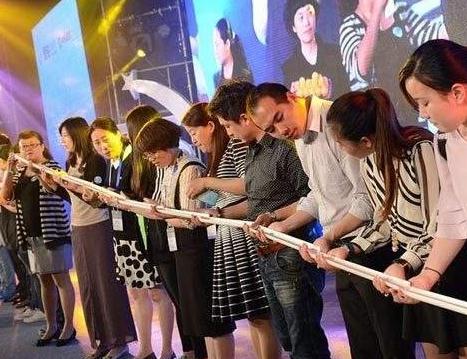 活跃气氛的70个惩罚小游戏汇总 活跃气氛的70个惩罚小游戏汇总